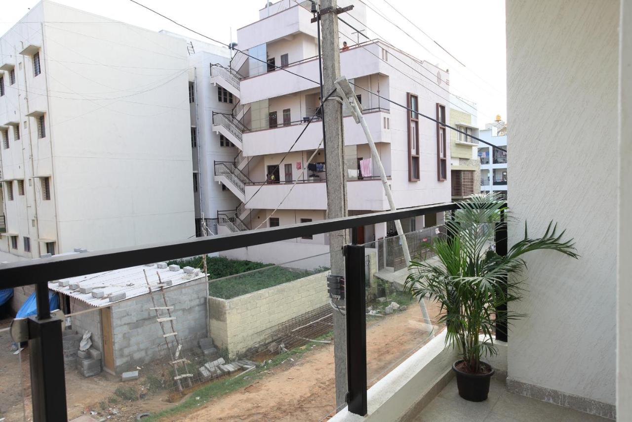 Qualtems Guest House-With Ac Options Бангалор Екстериор снимка