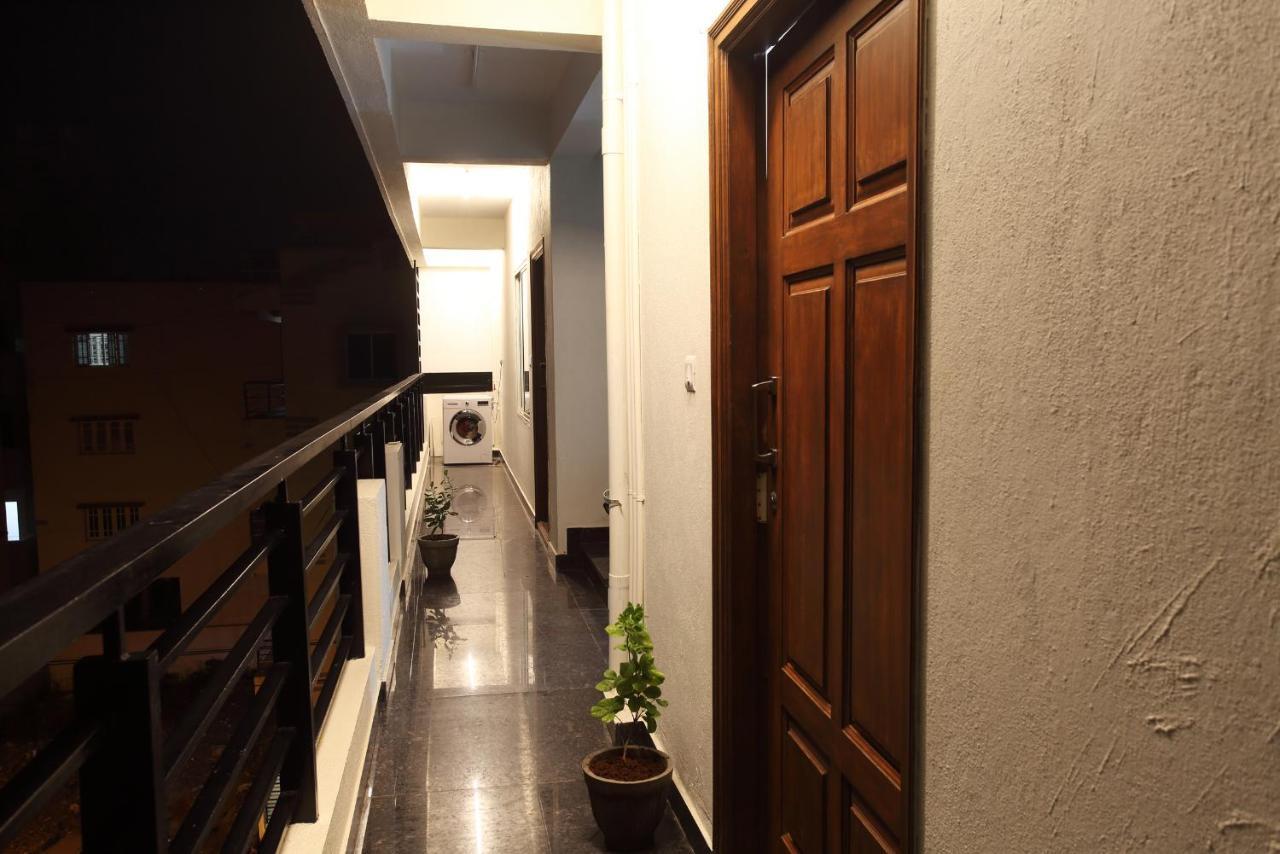 Qualtems Guest House-With Ac Options Бангалор Екстериор снимка