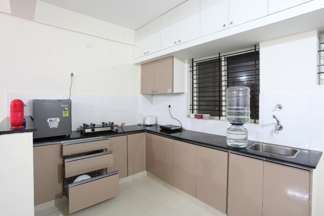 Qualtems Guest House-With Ac Options Бангалор Екстериор снимка